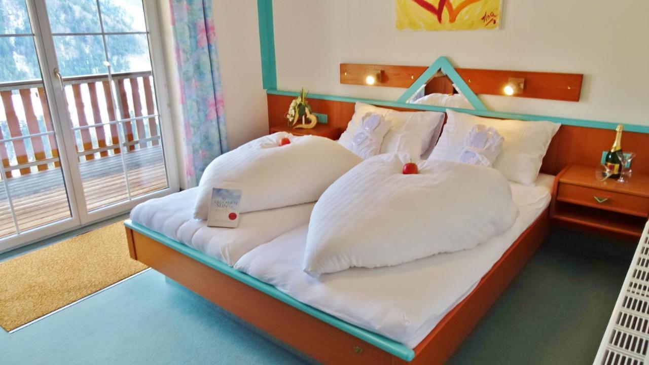 Motel Brunner Apartments & Zimmer บาดไอเซนคาพเพล ภายนอก รูปภาพ