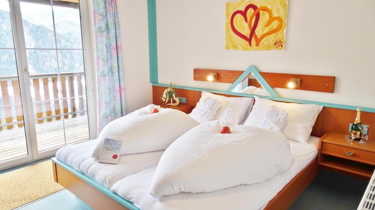 Motel Brunner Apartments & Zimmer บาดไอเซนคาพเพล ภายนอก รูปภาพ